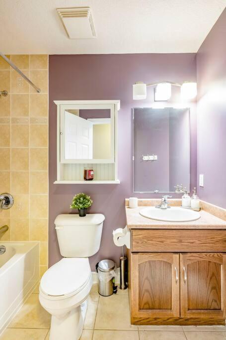 Nimo Homestay Guelph Eksteriør billede