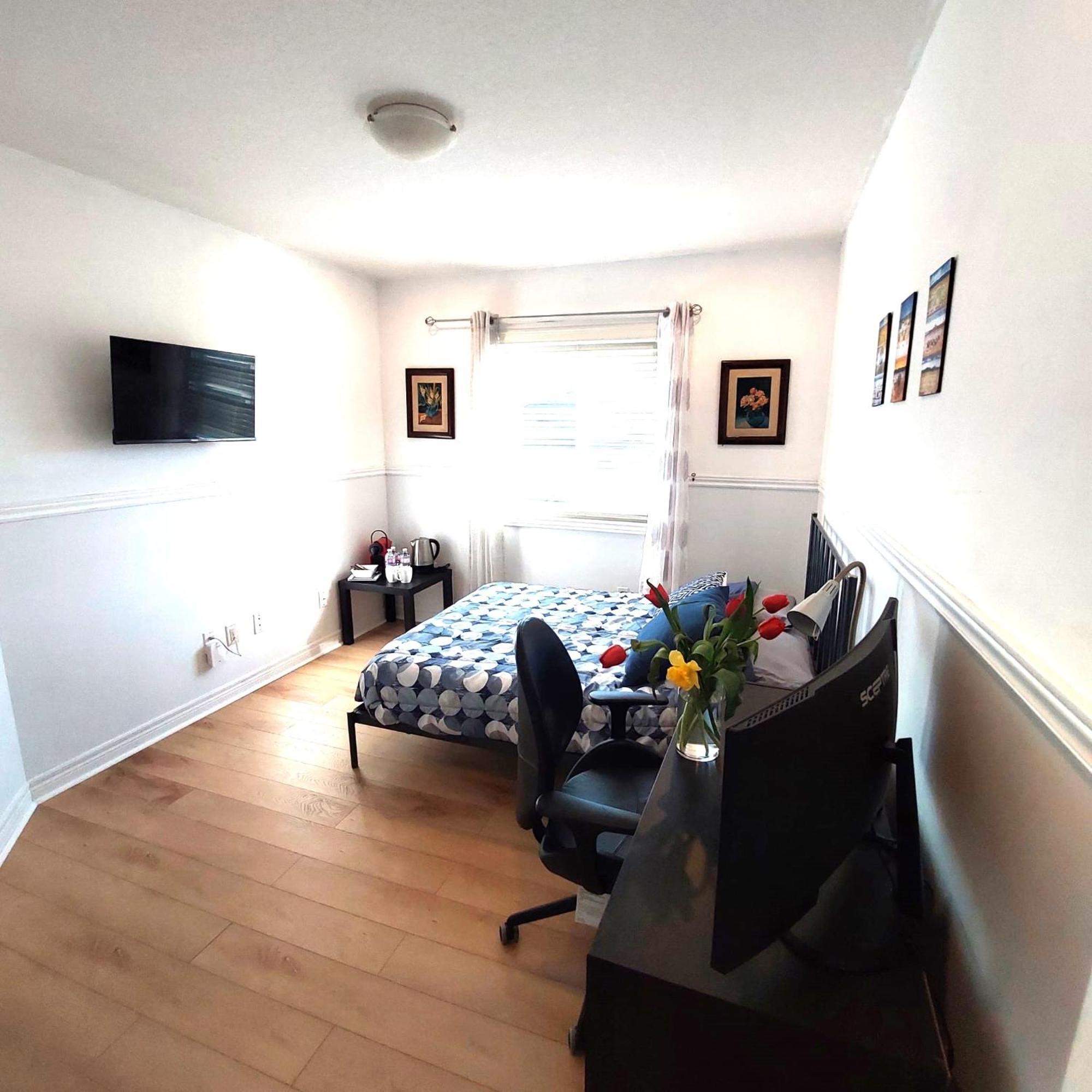 Nimo Homestay Guelph Eksteriør billede